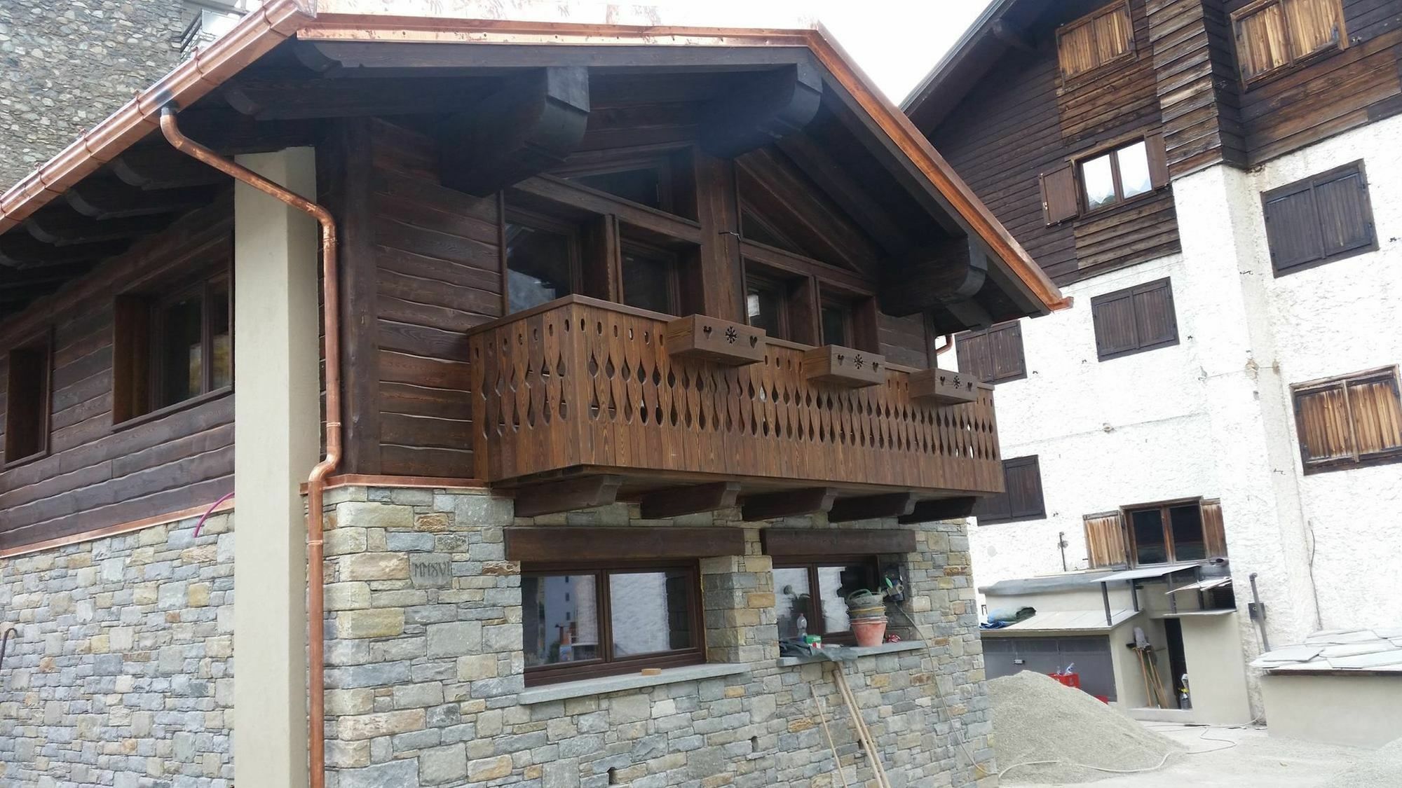 Chalet Matterhorn Francois - Central Ski Chalet With Spa And Breakfast, 100Mt Lift Breuil-Cervinia Exterior photo